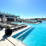 Apartman 2br Backyard Flat By Arco Collection Sliema