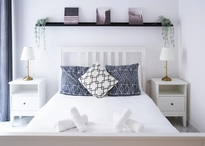 2br Backyard Flat By Arco Collection *