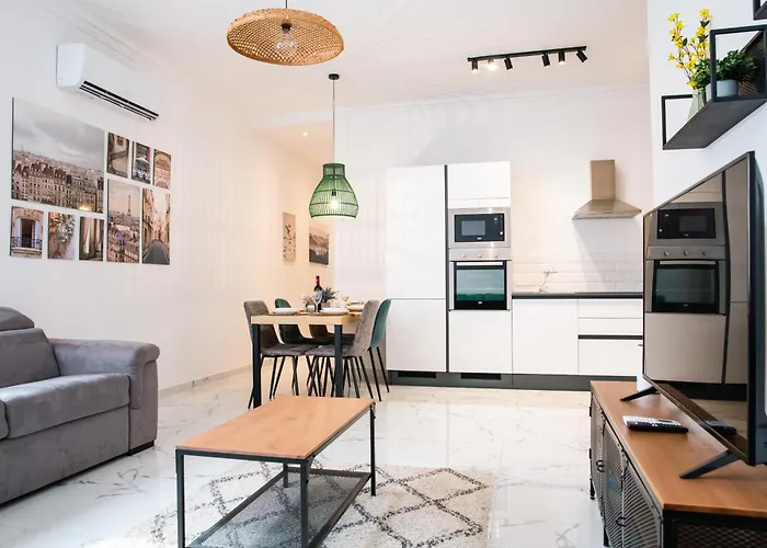 2br Backyard Flat By Arco Collection