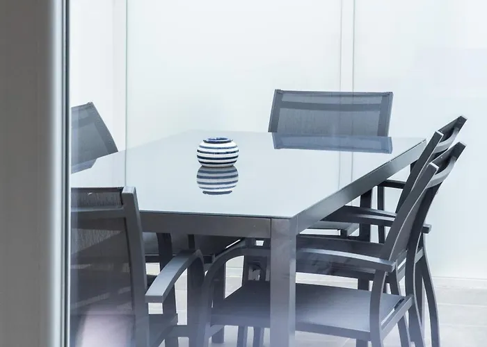 2br Backyard Flat By Arco Collection *