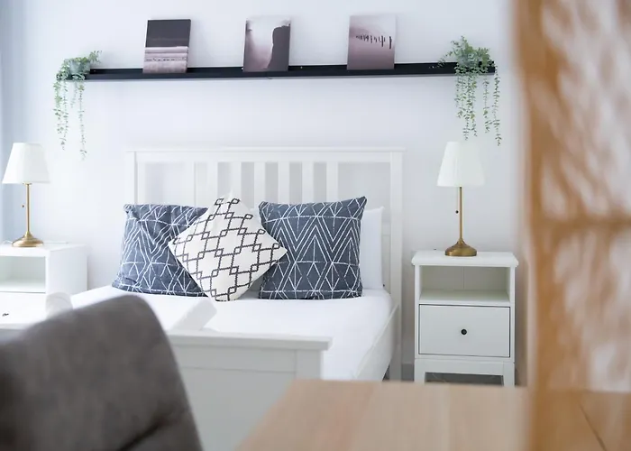 2br Backyard Flat By Arco Collection *