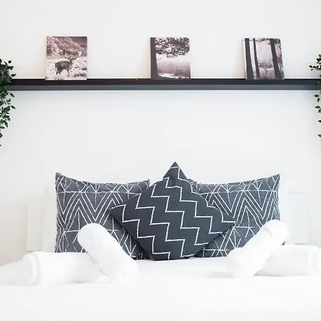 2beds Backyard Flat By Arcobnb