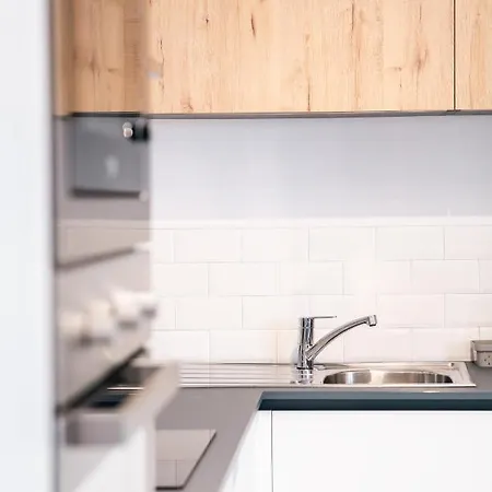 2beds Backyard Flat By Arcobnb