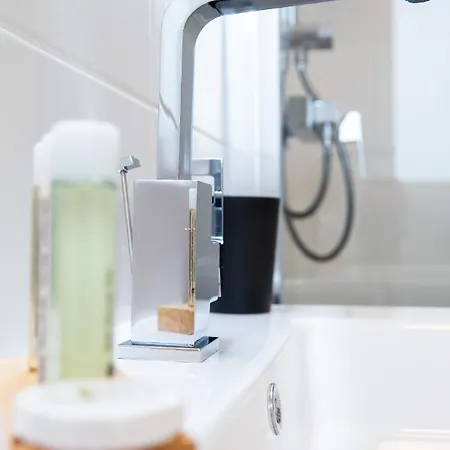 2br Backyard Flat By Arco Collection Apartman Sliema