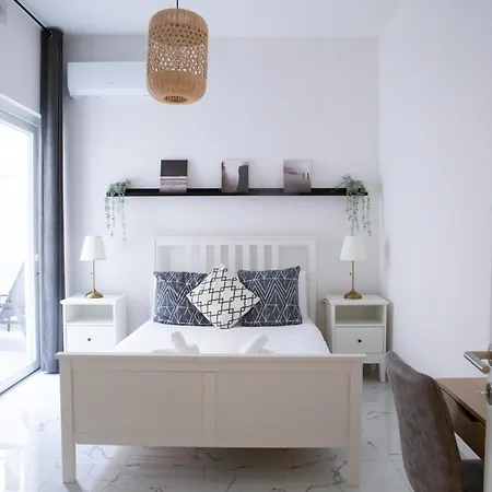 2br Backyard Flat By Arco Collection Apartman Sliema