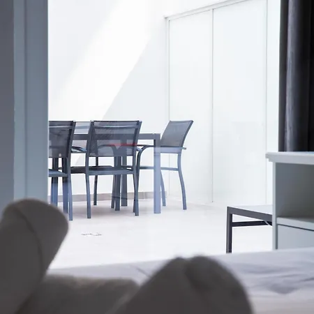 2beds Backyard Flat By Arcobnb 公寓 斯利马